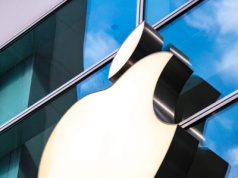 Kosmiczne ceny za applowskie antyki. Kolekcjonerzy poszaleli na aukcji