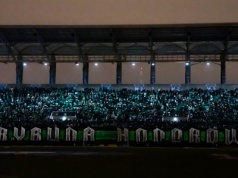 Awaria oświetlenia przy Struga 63. Jest oświadczenie zarządcy stadionu