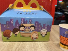 Limitowane menu "Przyjaciele" w McDonald’s: Hit dla fanów kultowego sitcomu