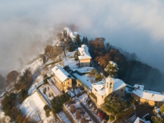 Loty już za 50 zł, doskonałe jedzenie i mnóstwo atrakcji. Wybierz się zimą