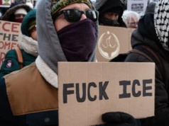 Tłumne manifestacje, zatrzymania, protest song Bruce'a Springsteena. USA protestuje przeciwko ICE