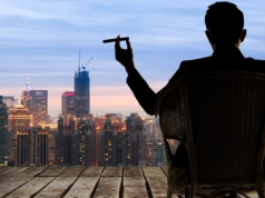 Bogaci wydają mniej niż myślisz. Oto pięć zasad budowania majątku, które warto wdrożyć w swoje życie