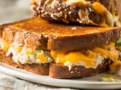 Polacy prawie nie znają, a dla Amerykanów to największy przysmak. Weź tuńczyka, chleb i ser