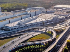 Volkswagen świętuje 4 mln aut wyprodukowanych w Poznaniu i przedstawia ulepszonego e-Transportera