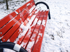Akty wandalizmu, śmiecenie i burdy na ul. Jaworzańskiej