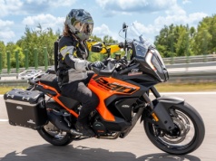 KTM w pełni indyjski – koniec mitu o austriackim producencie