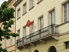 Budynek ambasady Turcji w Polsce zdewastowany. „Morduje kobiety”