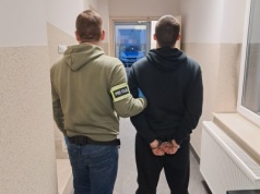 Chciał sprzedać kilogram środków odurzających. Wszystko miał gotowe w mieszkaniu