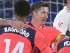 Flick posłał w bój Lewandowskiego. Minęło 10 minut i padł gol dla Barcelony