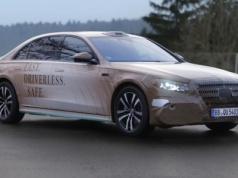 Klasa S bez kierowcy? Mercedes, Uber i NVIDIA chcą zbudować imperium robotaksówek