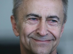 "Zulu-Gula" ustatkował się u boku piątej żony. Była młodsza o 30 lat. "Wszystkim życzę takiej"