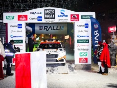 19-letni rzeszowski kierowca Adrian Rzeźnik w czołowej dziesiątce Rajdu Arktycznego