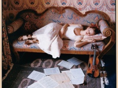 „Prześpij się z tym”. Czy to naprawdę działa?