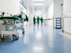 Już nie powiatowy, a uniwersytecki. W mieście nie ma uczelni medycznej, ale jest szpital kliniczny