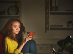 Siedzisz do późna? Możesz być bardziej narażony na ryzyko zawału serca