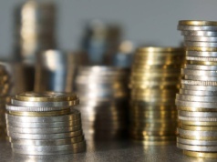 Wycofujemy pieniądze z lokat. Ryzykujemy, szukając wyższych zysków