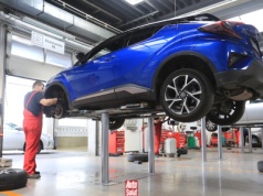 Czy kilkuletnie Toyoty są tak samo bezawaryjne, jak te starsze? Wzięliśmy je do mechanika
