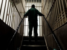 Zaatakował w przerwie odsiadki za morderstwo. "Robienie z ludzi głupków"