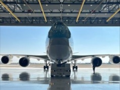 Przetrwają wojnę nuklearną. Chcą więcej "samolotów dnia zagłady"