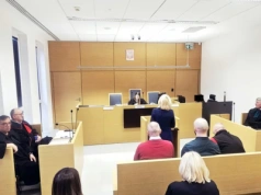 Siedlce: Ratownicy tłumaczą się procedurami. Córka, płacząc, mówi "tata był zmasakrowany"