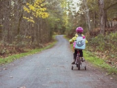 Próbował uprowadzić małą dziewczynkę. Udaremnili to przechodnie