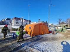 270 osób schroniło się przed mrozem w namiotach, blisko 800 odbiorców bez prądu. Region walczy z zimą