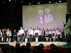 Seniorzy świętowali swój dzień w Trzcianie