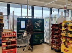 Kupione w Biedronce, oddane w Lidlu. Tak działa system kaucyjny