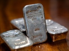 Gigant finansowy wprost: takich ruchów na srebrze nie widziano od 50 lat