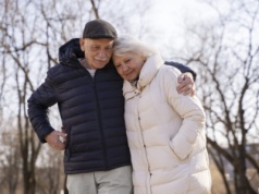 Nowa legitymacja emeryta-rencisty: nowoczesna, bezpieczna i dostępna dla niewidomych