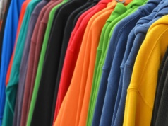 Mobilne zbiórki odzieży w Bielsku-Białej. W lutym kolejne terminy