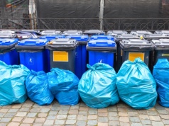 Chcą kamer przy śmietnikach. Nowa forma inwigilacji