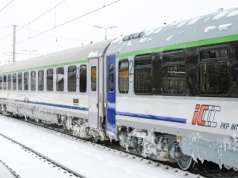 ​Trzaskający mróz i pociągi opóźnione nawet 4 godziny. Trzeba uzbroić się w cierpliwość