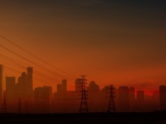 Stan polskiej sieci elektroenergetycznej 2026: Czy grozi nam blackout przez auta elektryczne?