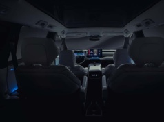 Zobaczcie wnętrze tajemniczego modelu od Toyoty