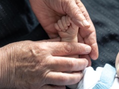 OECD ostrzega: Europa starzeje się szybciej, niż przewidywały prognozy