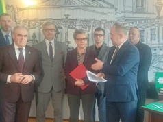 Filipiny chcą polskiej wieprzowiny. PSL o eksporcie żywności i obronności w regionie