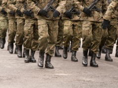 Tysiące Polaków nie wiedzą, że mają taką możliwość. Dostaniesz pracę, sprzęt i 6300 zł brutto