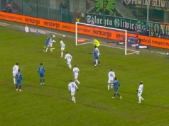 Ależ powrót do Ekstraklasy po roku! Kolejny blamaż mistrza Polski