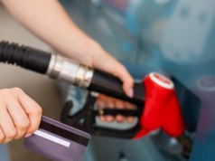 Tankujesz za granicą? Chwila nieuwagi i tracisz oszczędności