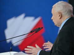 PiS zaciąga ręczny w sprawie Trumpa. Ale nie wszyscy się słuchają. "Ludzie się wciekają"