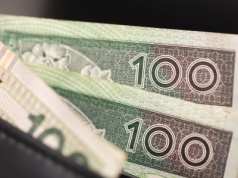 Gotówka wraca do łask. W portfelach i sejfach jest jej rekordowo dużo