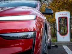 Tesla z ogromnym spadkiem w kraju elektryków. Tego nikt się nie spodziewał