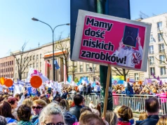 Pensje Polaków bez propagandy. GUS pokazał, dlaczego nie starcza do pierwszego i ile zarabia budżetówka