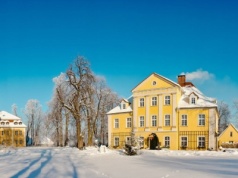 Barokowy pałac u podnóża Karkonoszy. Tu poczujesz ducha wiekowej rezydencji