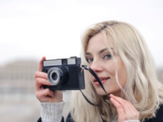 Analogowy styl życia zamiast cyfrowego świata. Oto trend na 2026 rok