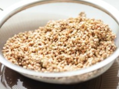 Czy trzeba płukać kaszę przed dodaniem do zupy? Rozwiewamy wątpliwości raz na zawsze