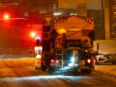 Jest alert RCB i ostrzeżenie IMGW. Pada i będzie bardzo ślisko