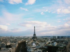 Nareszcie ciekawy sposób na odciążenie sądów. Do gry wchodzi asystent AI