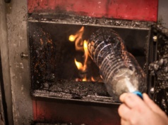 Oszuści wzięli na cen Czyste Powietrze. Program w opałach